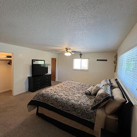 Redding 3 Bedroom With A Pool Exterior foto